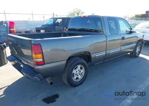 2001 Chevrolet Silverado 1500 Ls z USA, uszkodzony, nr VIN 2GCEC19V111128089